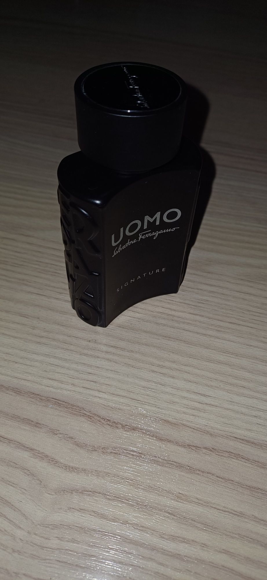 Продам духи UOMO Salvatore Ferragamo Signature