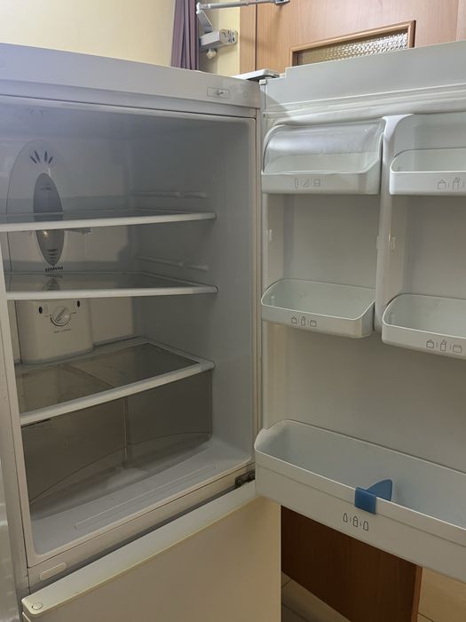 Продам холодильник б/у