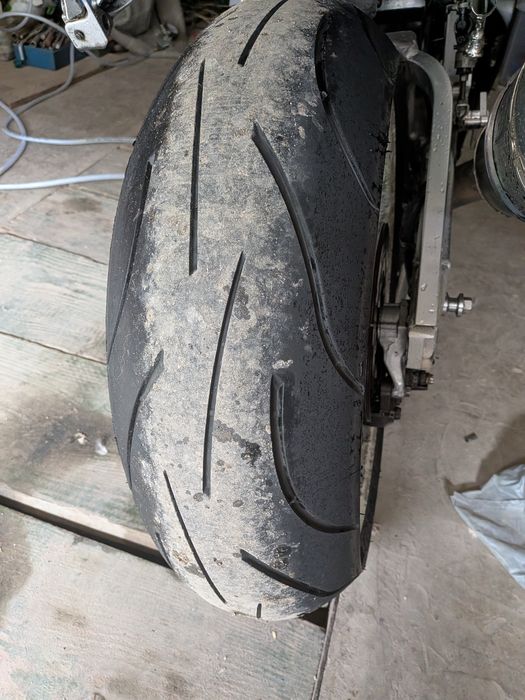 Vând Suzuki gsxr 750 srad