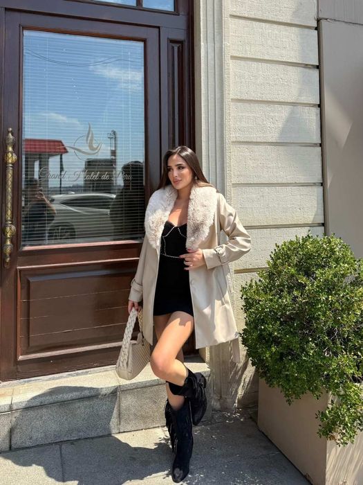 Кожени палта в два цвята