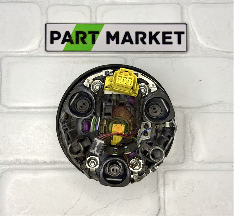 Гръмнал AIRBAG волан AUDI A3 8V 8V0880201DP