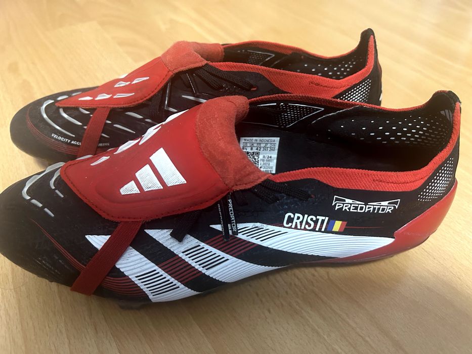 Ghete fotbal Adidas Predator Elite