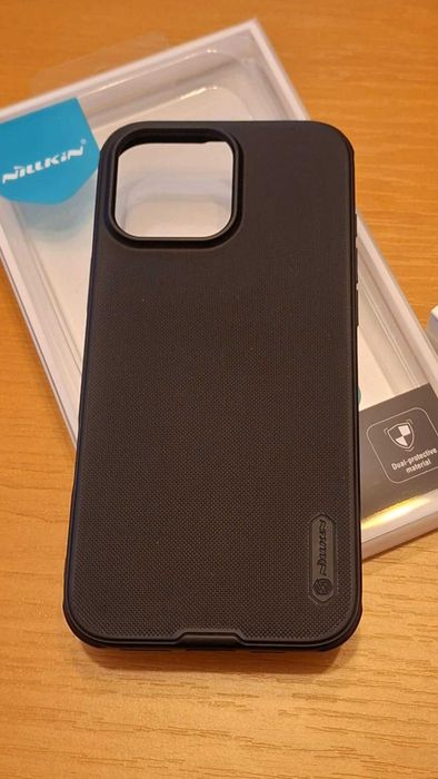 Cutie Iphone 16 Pro Max + Husa Nillkin Super Frosted Shield Pro