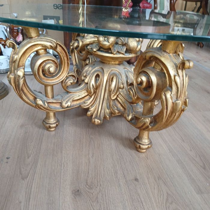 Холна.      маса