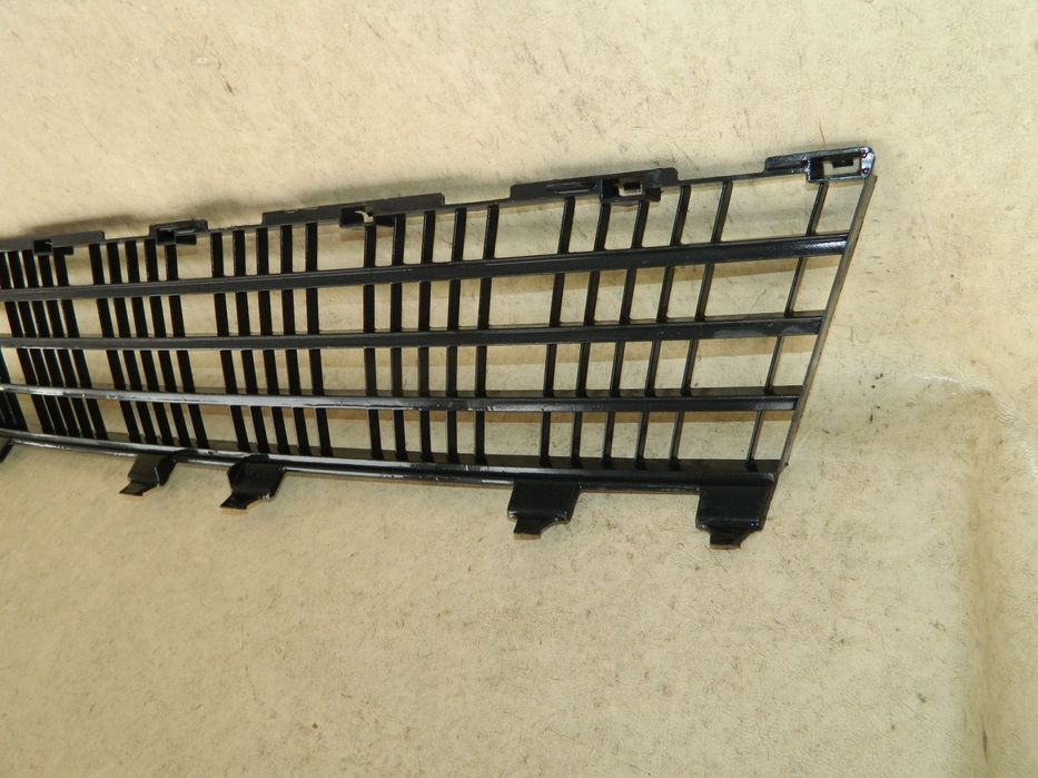 Grila centrala dintre proiectoare, Renault Clio 3 GT  /RS, 2008, 2009, 2010, 2011, 2012,, 2006236