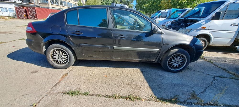 Dezmembrez Renault Megane 2 1.5D 2007
