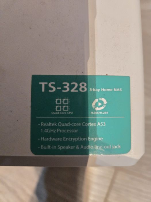 Nas qnap ts328 cu ssd 128gb quad core