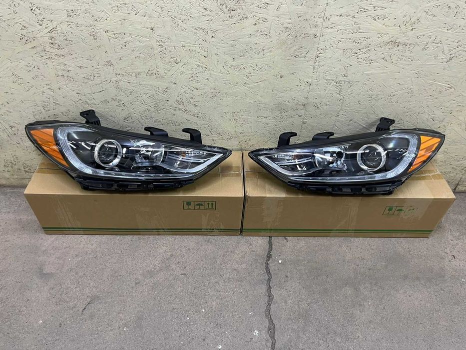 Фара на Хюндай Элантра 2016- (Америка) / Hyundai Elantra 2018 USA