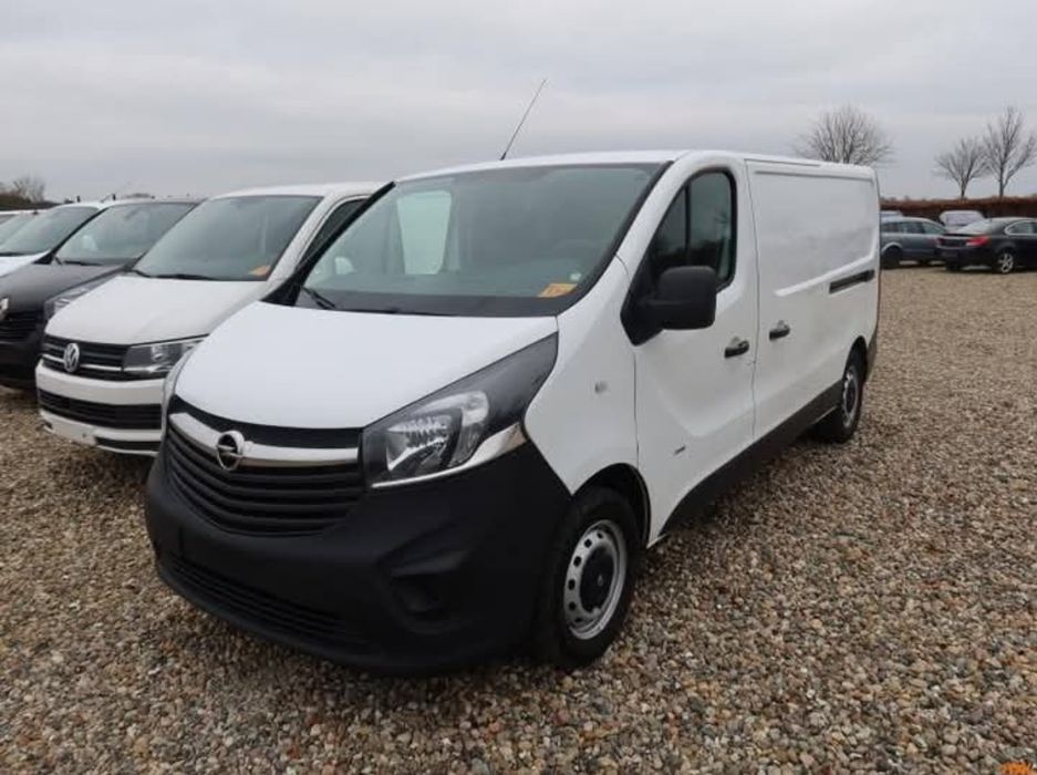Opel Vivaro 1.6 Usi clusinante pe ambele părți
