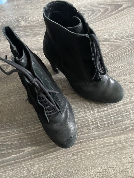 Дамски кожени боти