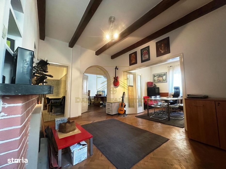 Vanzare - 3 camere – Str. Pasului - colt cu Armeneasca