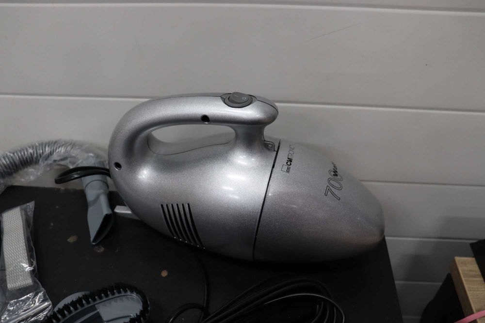 Ръчна прахосмукачка Clatronic HS 2631 /  ЛЕК ДЕФЕКТ