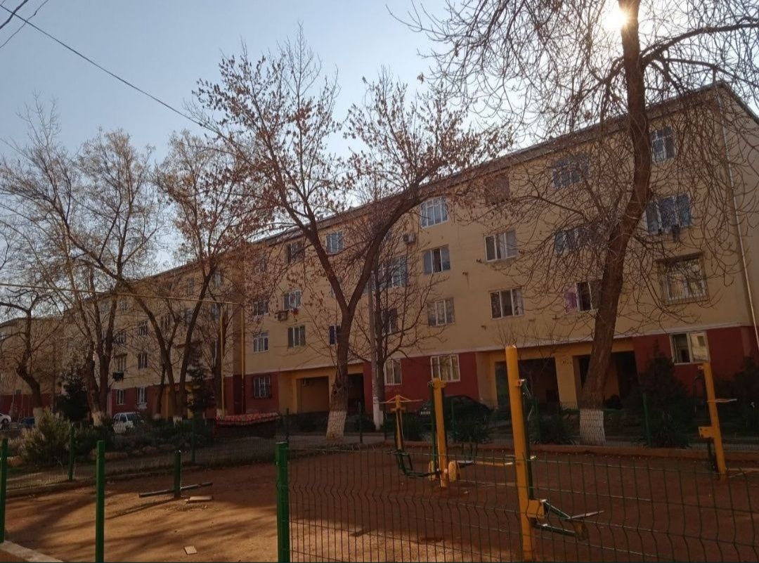 Yunusobod 2, 1 honali uy sotiladi bez makler. Своя Юнусабад 2кв 1/4/4