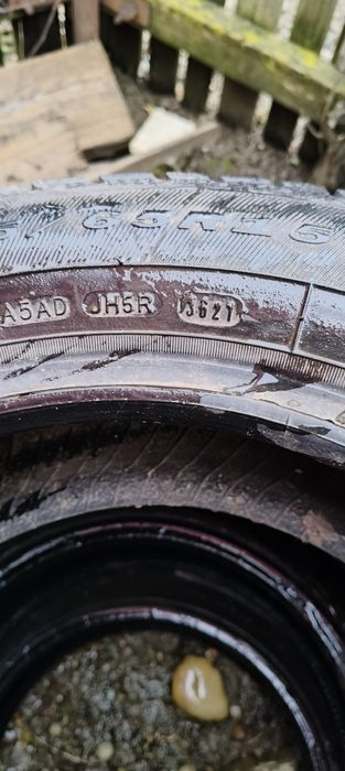 Jante de tabla R15" si anvelope Iarna