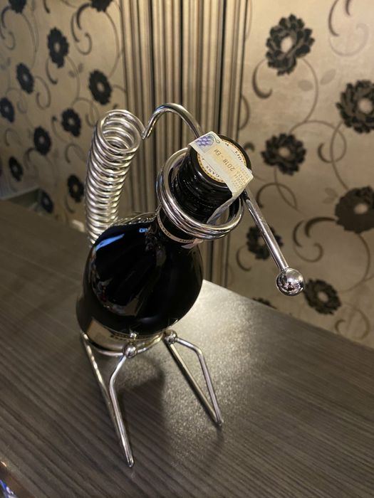 Поставка за бутилка