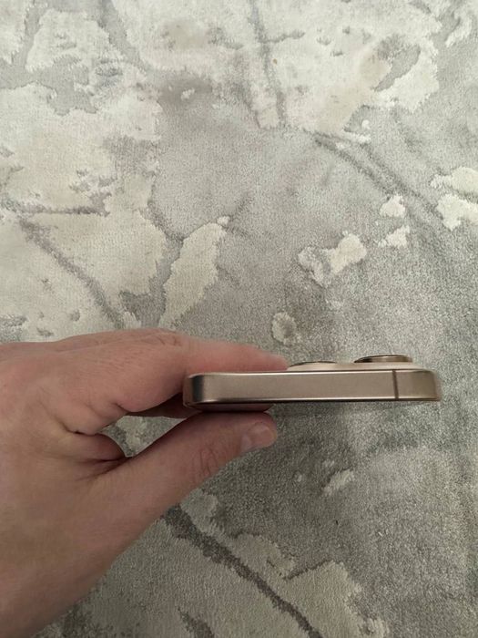 iPhone 16 pro desert 256 sim