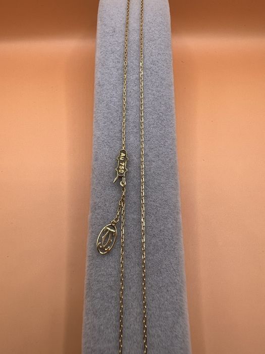 Продам золотую цепочку.