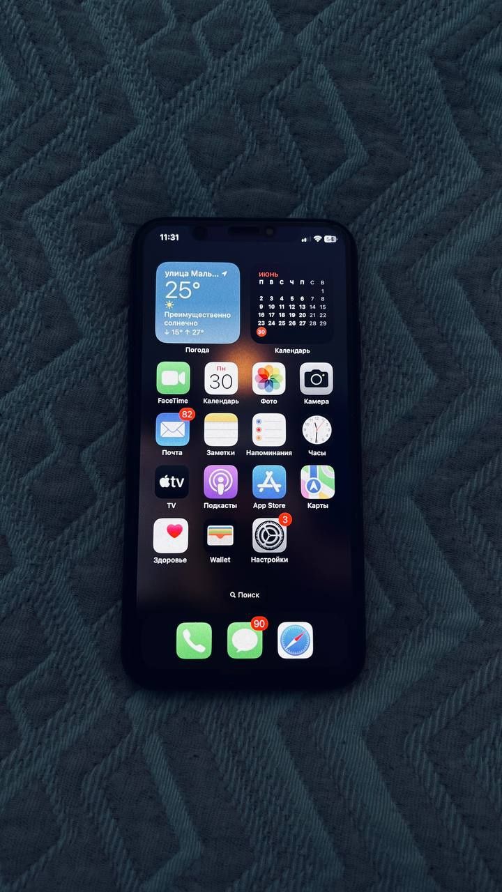 Iphone x в хорошем состояние