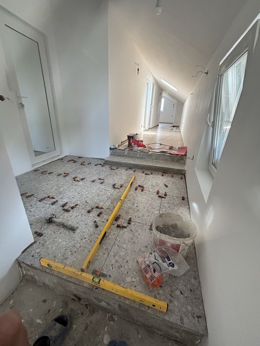 Transformă-ți mansarda într-un spațiu modern și confortabil!