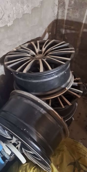 Genti Cauciucuri Ford Mondeo pe 18