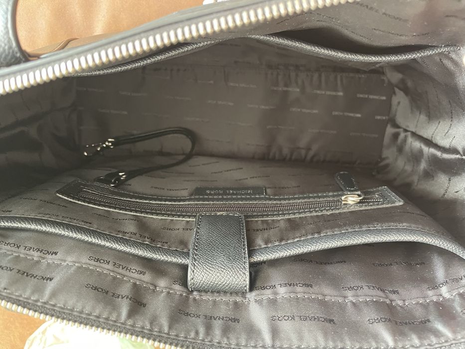 Дамска чанта естествена кожа