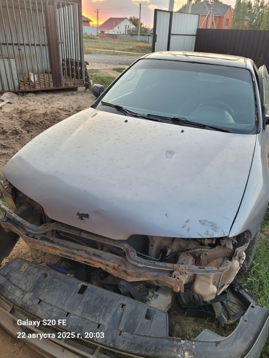 Продам двери в отличном состоянии на хонду аккорд 5поколение