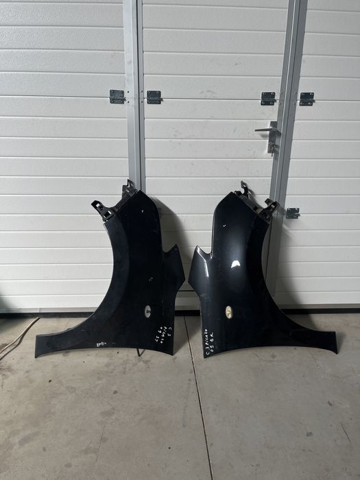 Aripă / Aripi stânga - dreapta Citroen C3 Picasso 2009