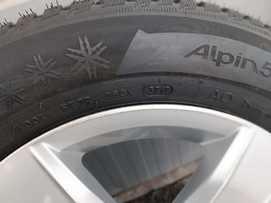 Нови ОРИГИНАЛНИ джанти 16 цола 5 112 за VW Audi+ Зимни гуми Michelin