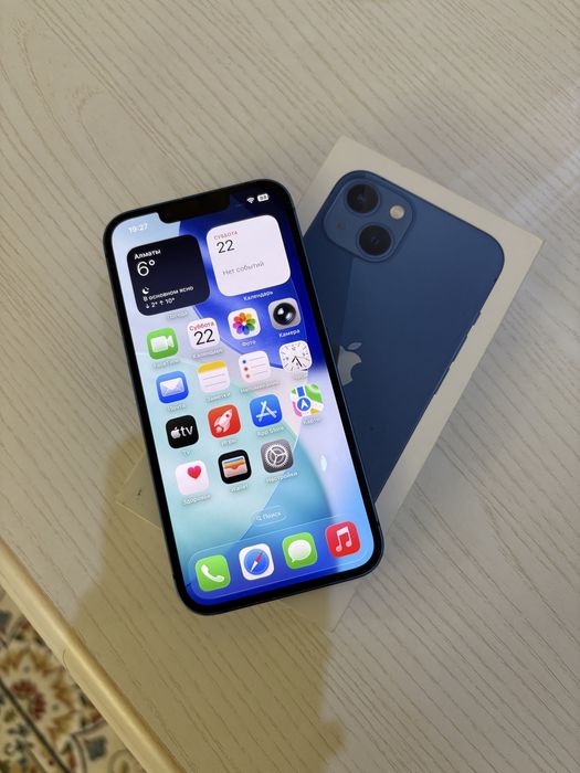 Iphone 13 б/у, 128гб , синий цвет