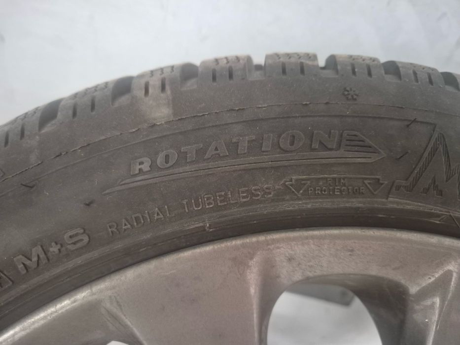 Зимни гуми DUNLOP 225/45/17