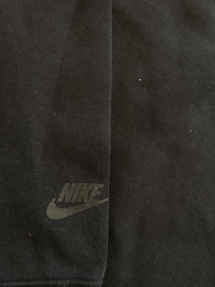 Nike tech fleece мъжко горнище анцуг размер отговаря на M / L