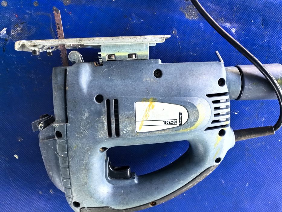 BUDGET Електрически трион ЗЕГЕ