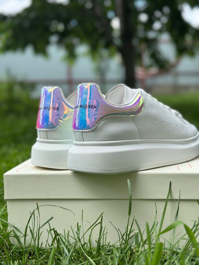 Alexander McQueen mărimi 42,43,44