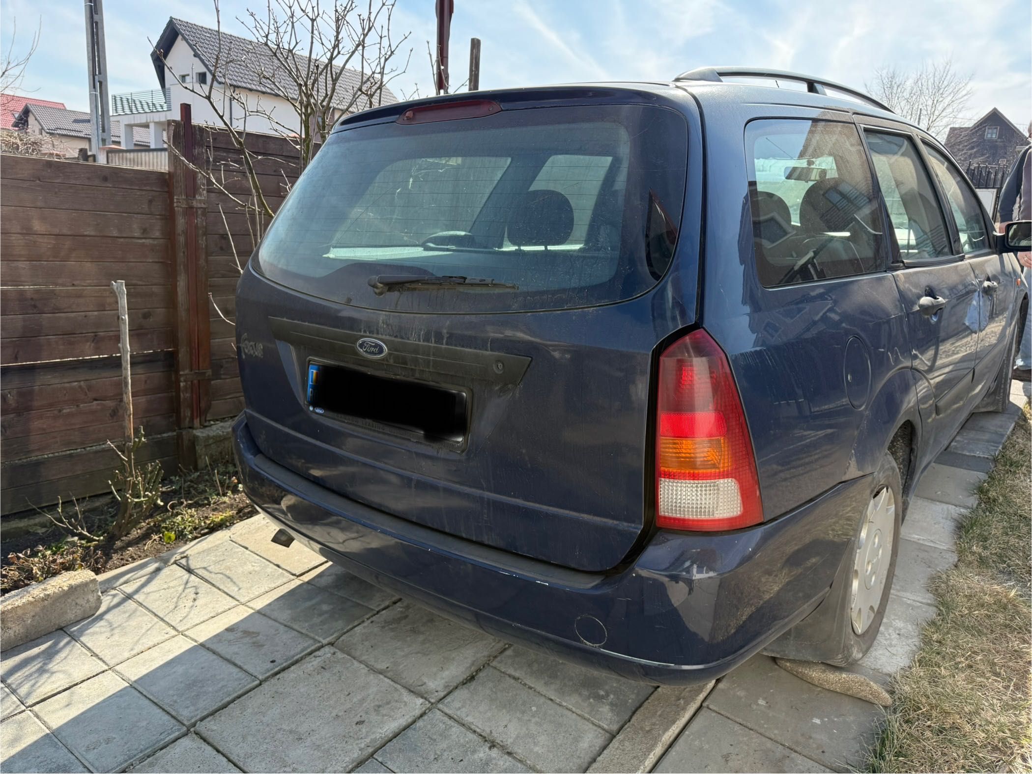 Vand Ford Focus 1.8 td, an 2001