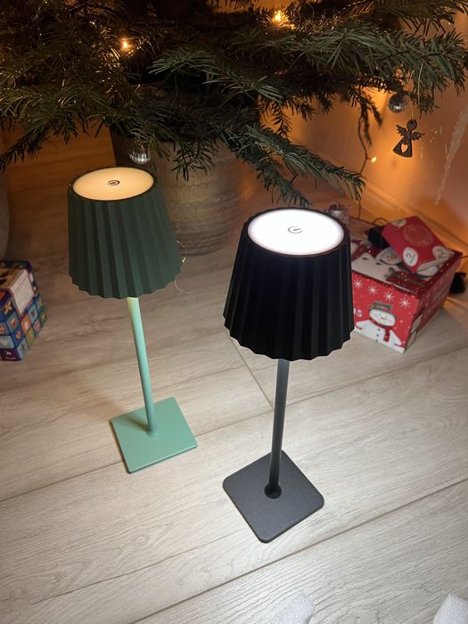 Lampa touch cu USB