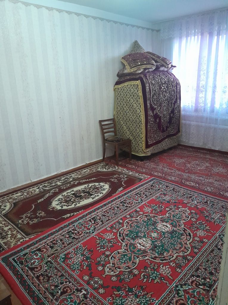 2 хонали квартира ижарага берилади
2 этажка домни 2 этажи
Холодельник