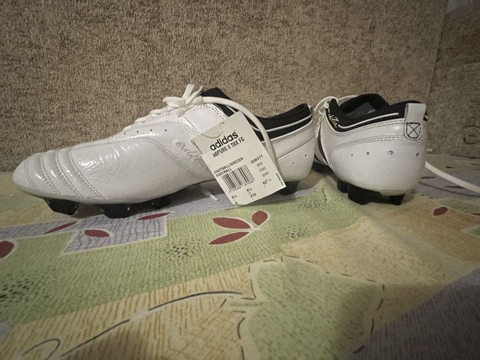 Ghete de colectie adidas ,,AdiPure”