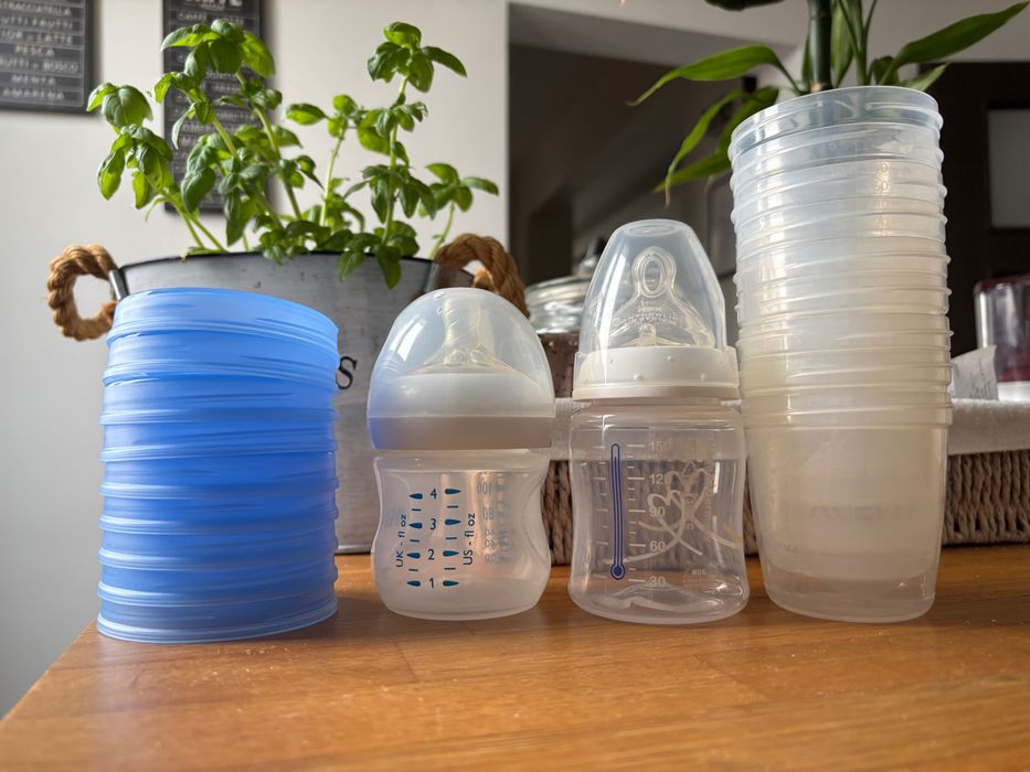Контейнери за кърма на Avent
