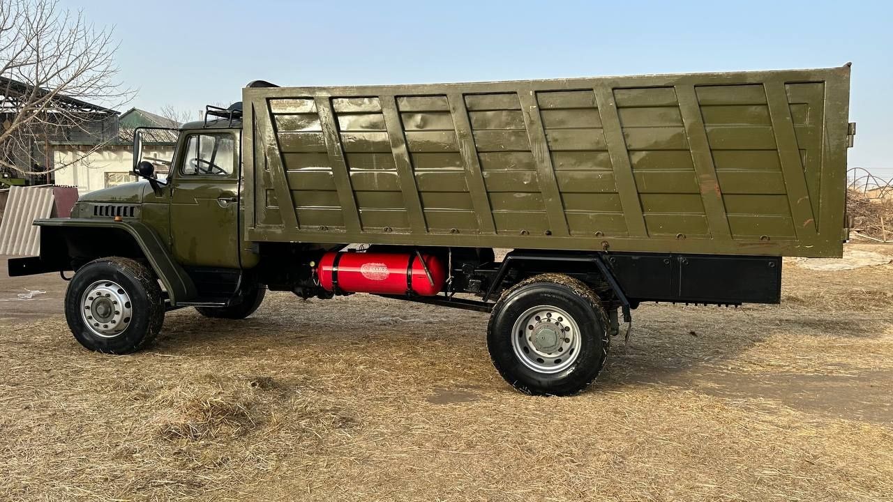 Ural zil samosval