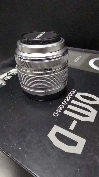 Olympus OM-D E-M10 Mark II