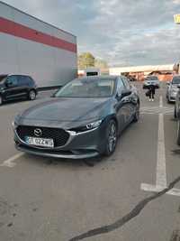 Vând Mazda 3 2022