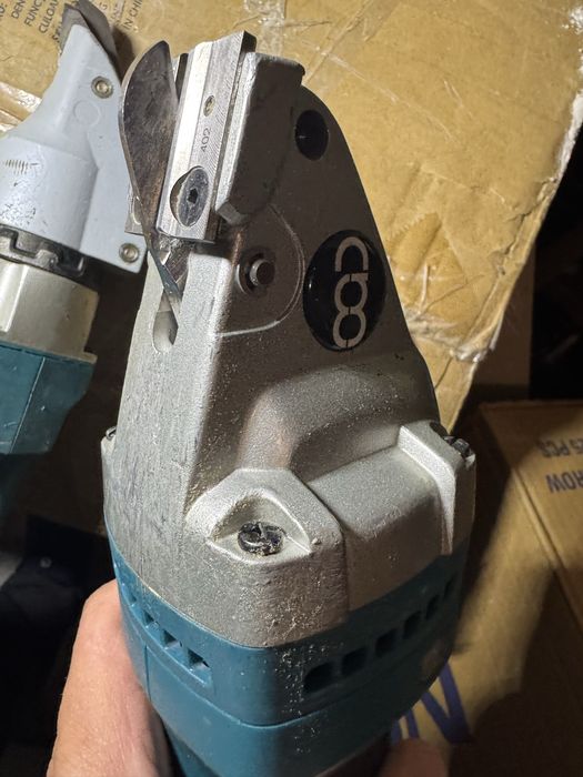 Foarfeci tabla Makita pe baterie