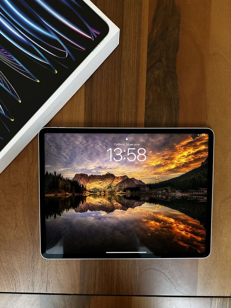 iPad Pro 12.9 / M2 / в идеальнейщем состоянии