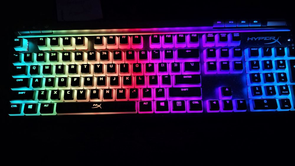 Tastatură mecanica gaming  HyperX Alloy Elite 2 – stare excelenta