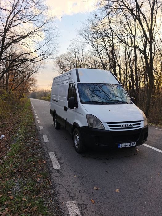 Vând iveco daily