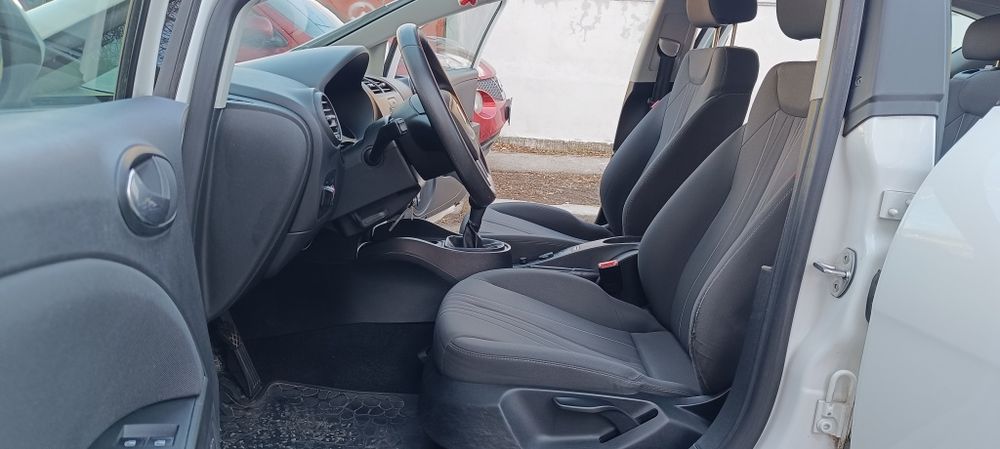 Seat Leon 2011 benzină