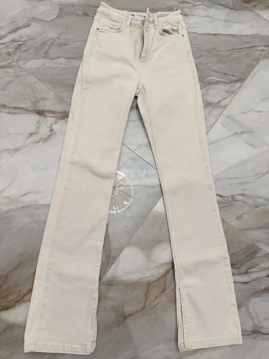 Zara джинсы бежевые XS