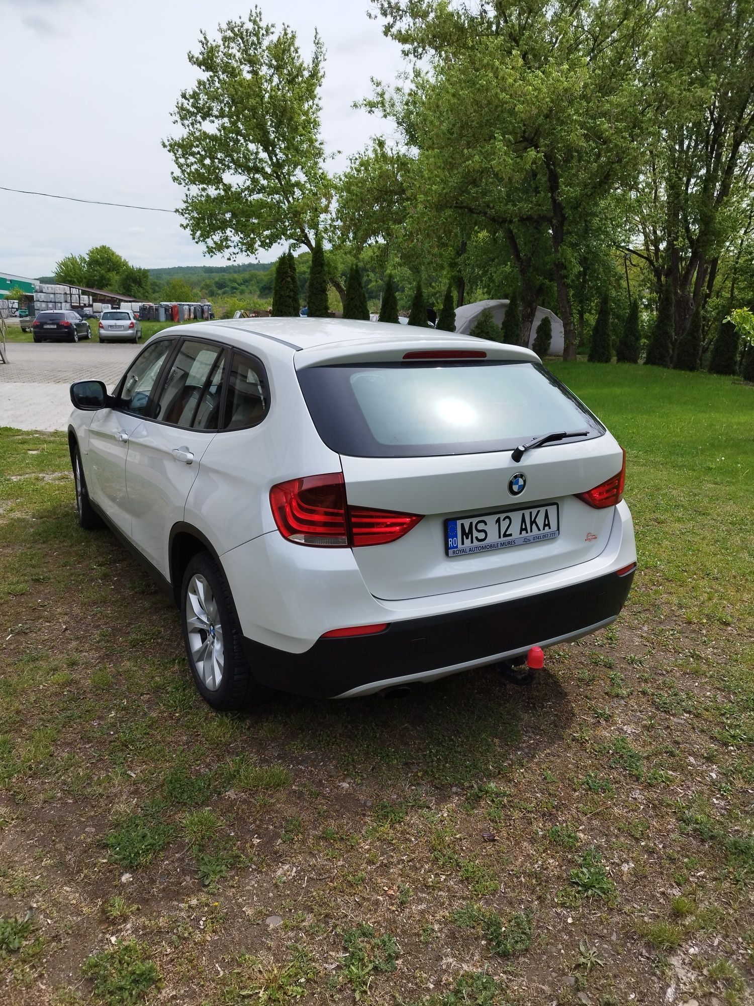 Vând BMW X1 x drive