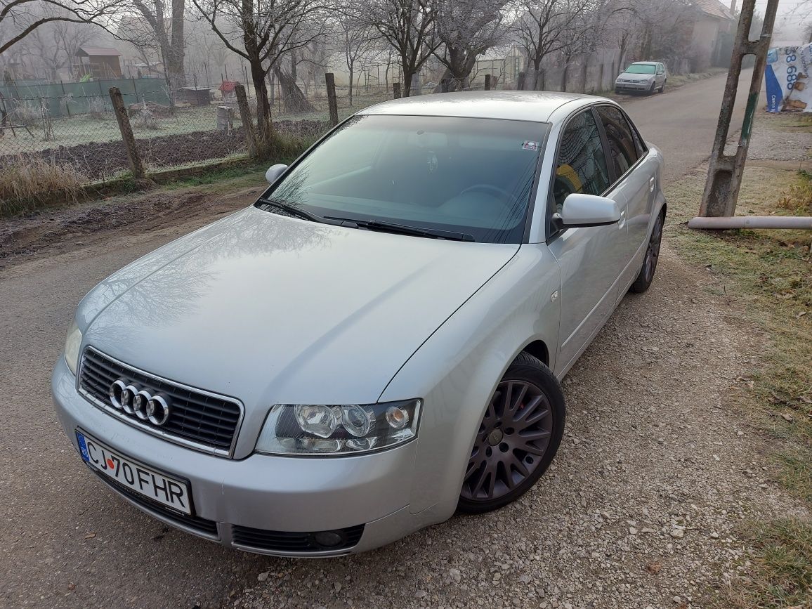 Vând Audi A4 B6 stare impecabila