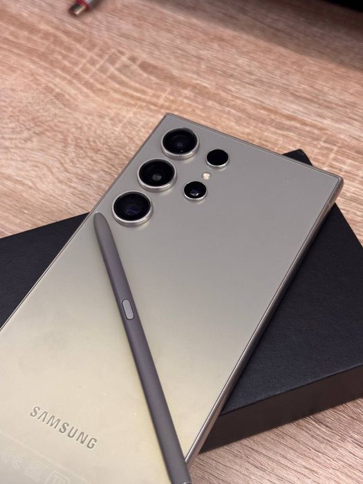 Samsung s24 ultra 256gb, идеал